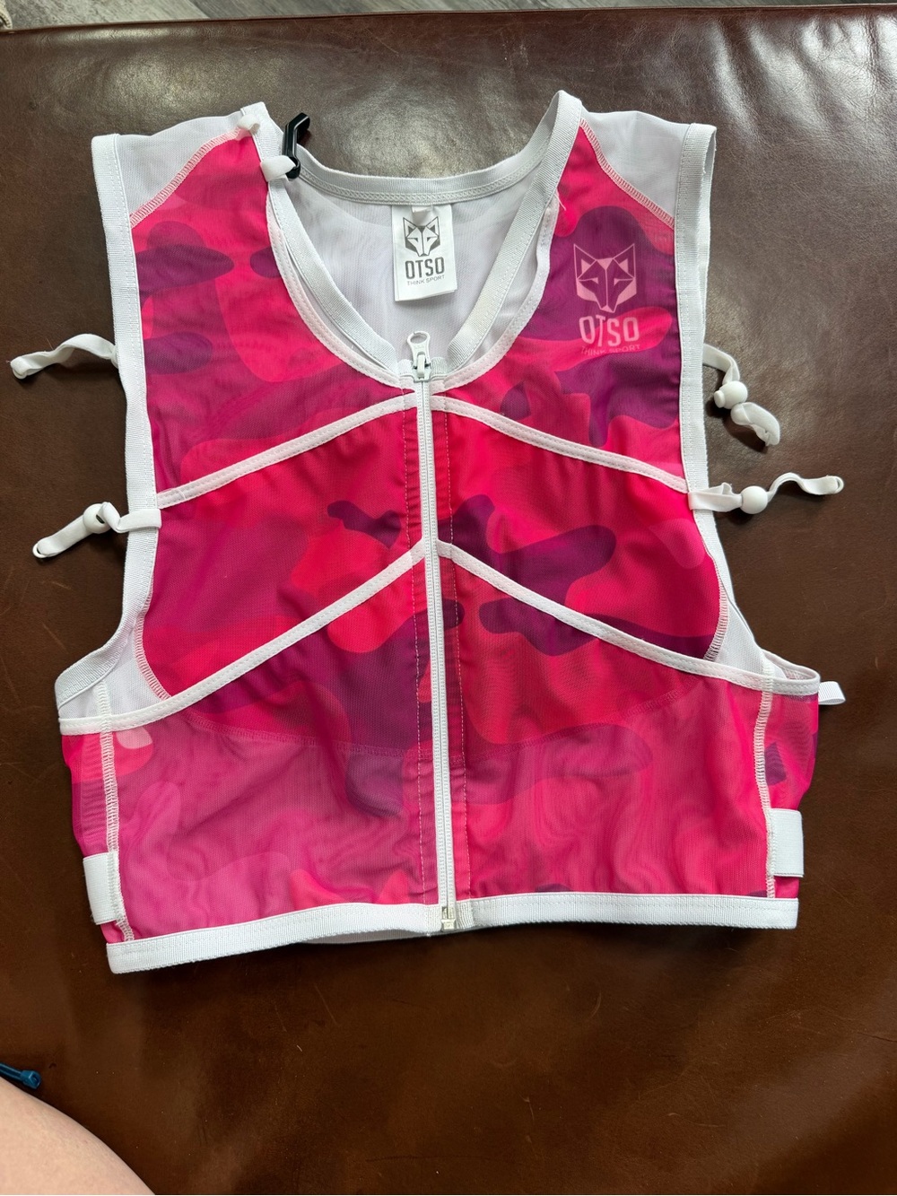 Women's Pink Camo Lightweight Running Vest